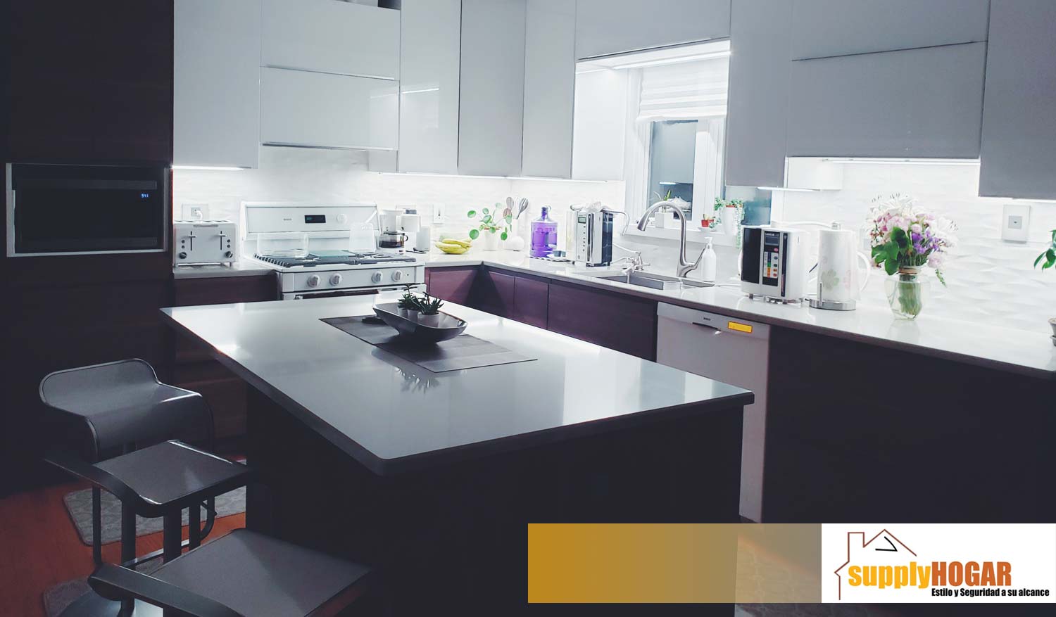 Free Website Template by FreeHTML5.co